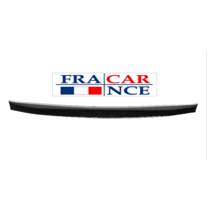 Молдинг решетки радиатора Сандеро под окрас Francecar